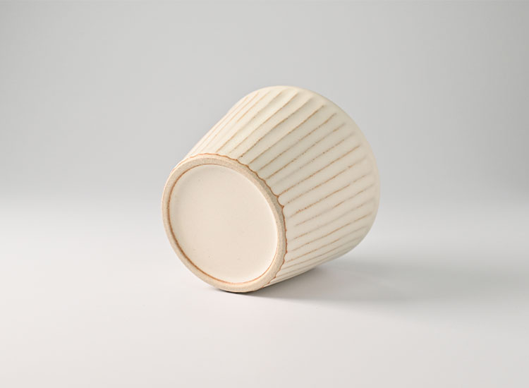 しのぎ_クリームマット そば猪口のイメージ