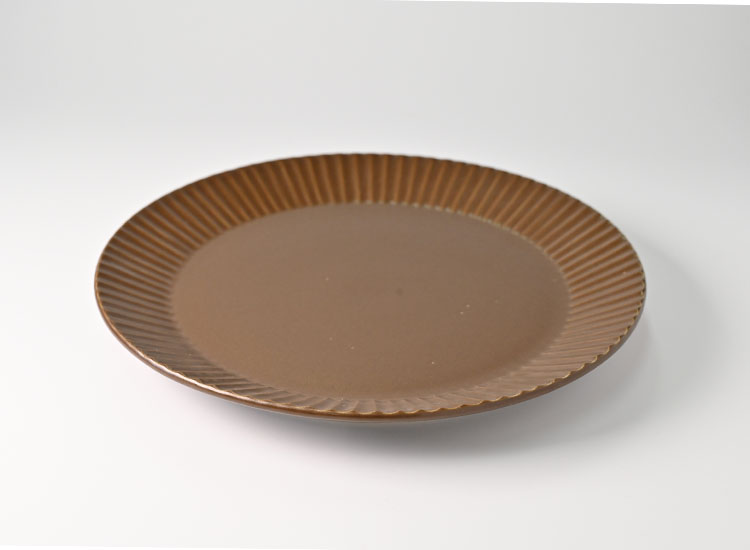 しのぎ_ブラウンマット 7寸平皿 イメージ