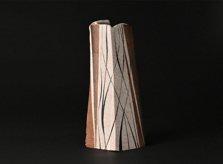 武田敏彦_布目線文花器のイメージ