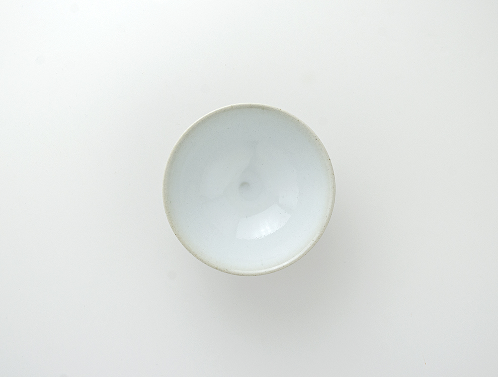 U TOCHIGI DESIGN_飴釉彫蓮紋 飯碗のイメージ